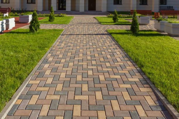 Best Affordable Driveway Pavers  in Riverside, MO
